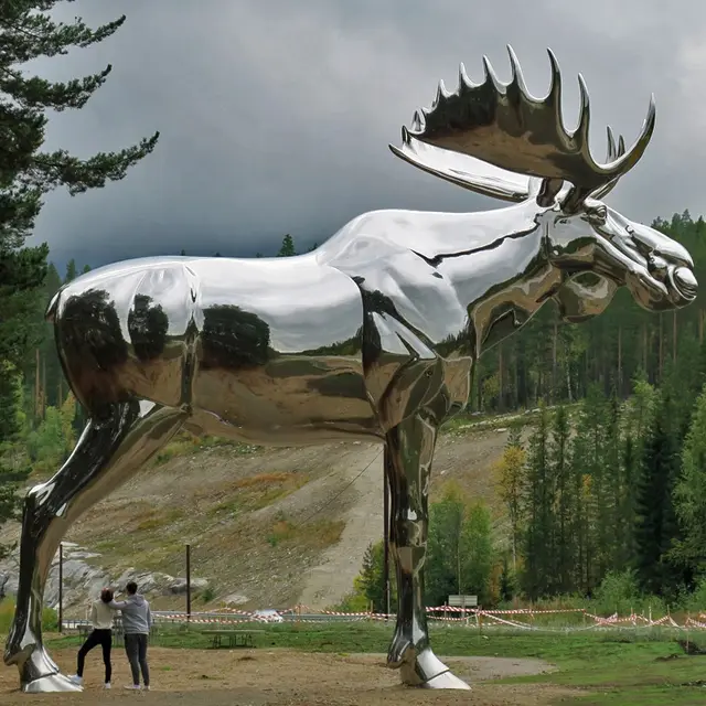 Mainstream Sculpture Life Size Stainless Steel Leopard Sculpture in close view