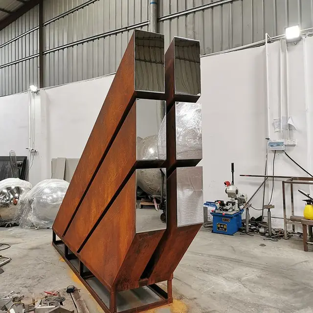 300cm Large outdoor Garden corten steel sculpture in close view