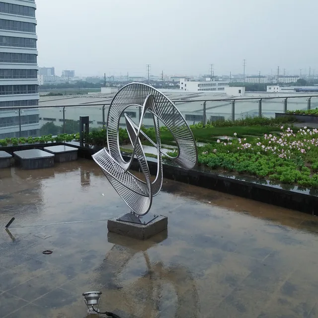 Metal Stainless Steel Outdoor Modern 2C Water Fountain Sculpture in close view