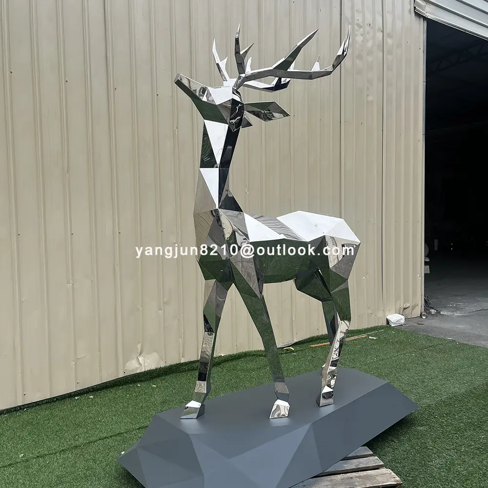 Contemporary Modern Popular Art Reflective Decoration Polished Stainless Steel Wildlife Deer Statue with Raised Leg