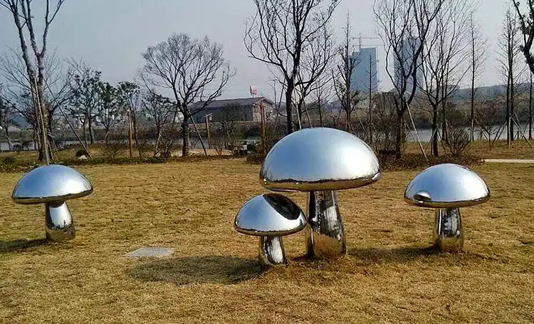 Outdoor Mirror Polish Stainless Steel Mushroom Sculpture