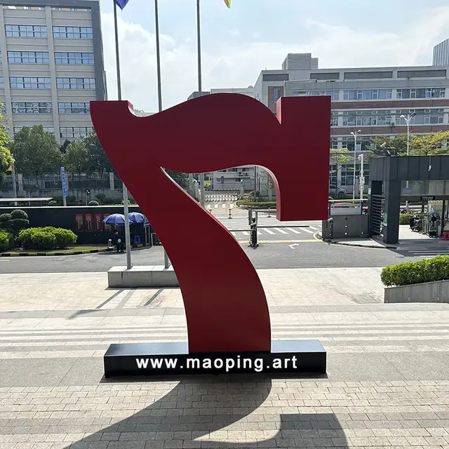 Digital Sculpture House Number for Villa No. 7 from the side