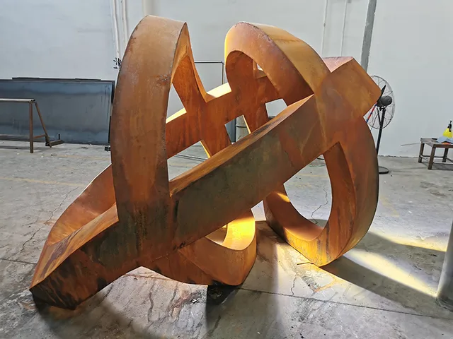 2000mm outdoor park square corten steel sphere in close view