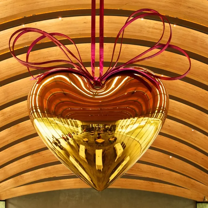Indoor Ceiling Decoration Stainless Steel Heart Sculpture
