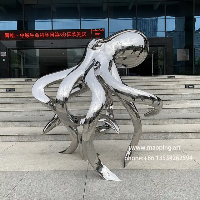 High Glossing Stainless Steel Decoration Sculpture