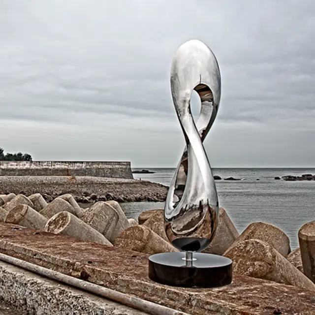 Outdoor Modern Large Stainless Steel Garden Sculpture for Sale 3-9 Meters are available