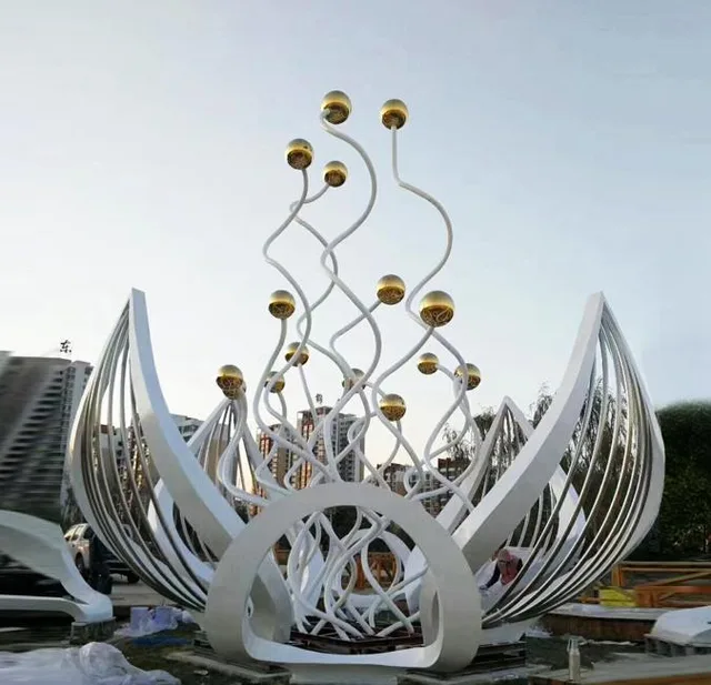 Modern Abstract Art Stainless Steel Garden Sculpture in close view