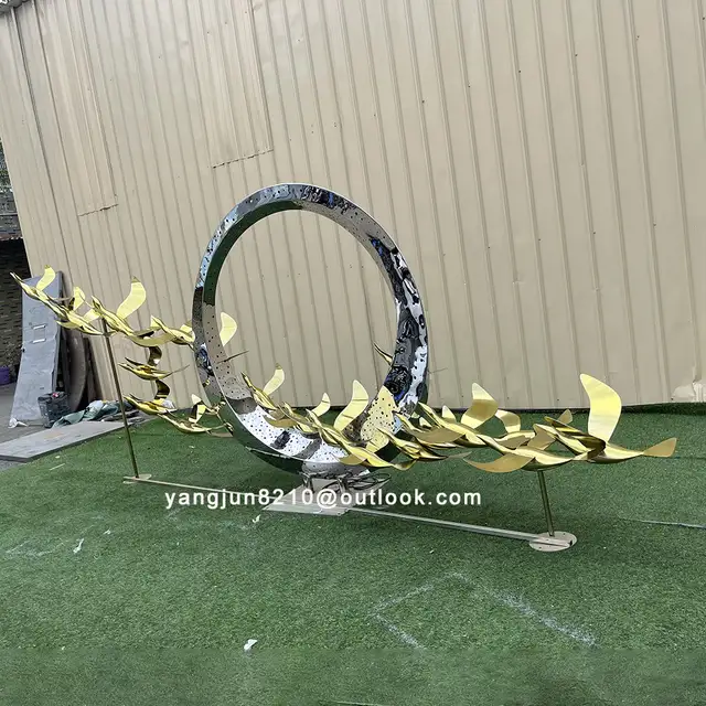 Large outdoor park plaza museum playground airport subway art museum decorated with stainless steel ring swan sculpture