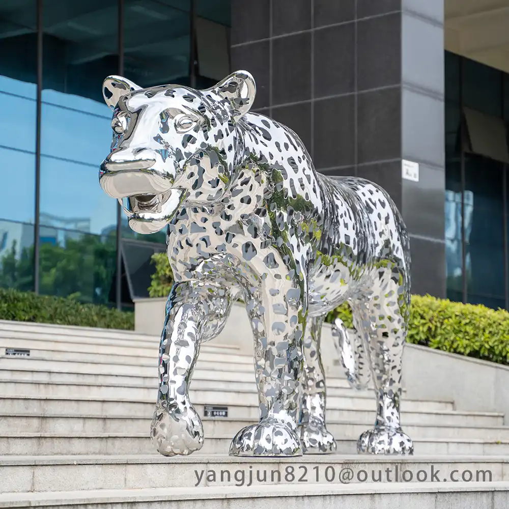 Large outdoor plaza museum airport mirror polished stainless steel leopard sculpture