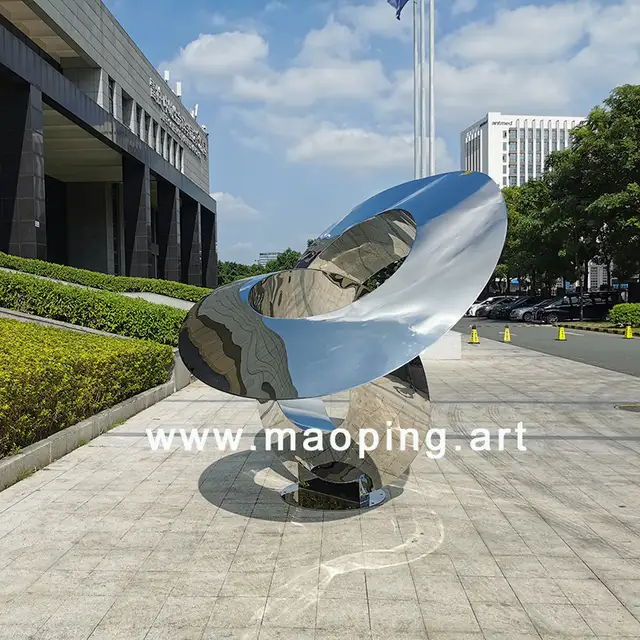 Large-scale outdoor abstract unique luxury courtyard decoration metal sculpture from the side