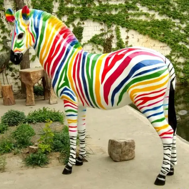 Life Size Decorative Fiberglass/Resin Zebra Sculpture for Garden