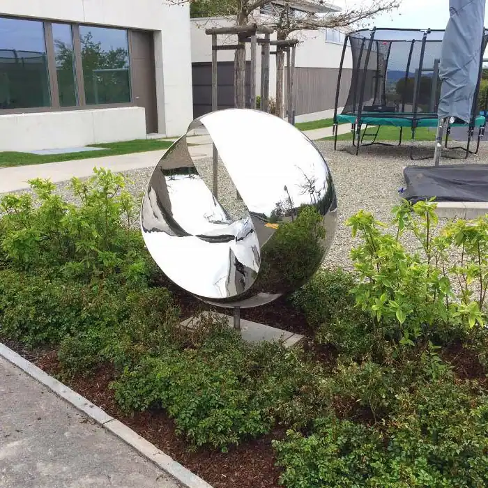 Popular novel large stainless steel outdoor apple sculpture
