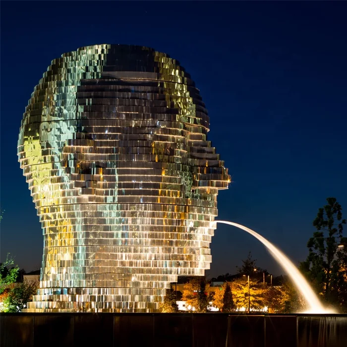 Mirror Metalmorphosis Fountain Stainless Steel Head Moving Sculpture By David Cerny