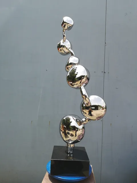 Garden Art Metal Sculpture Stainless Steel Hoopster Sculpture seen from another angle