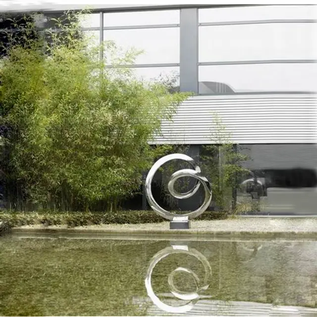 Modern Garden Art Abstract Metal Sculpture