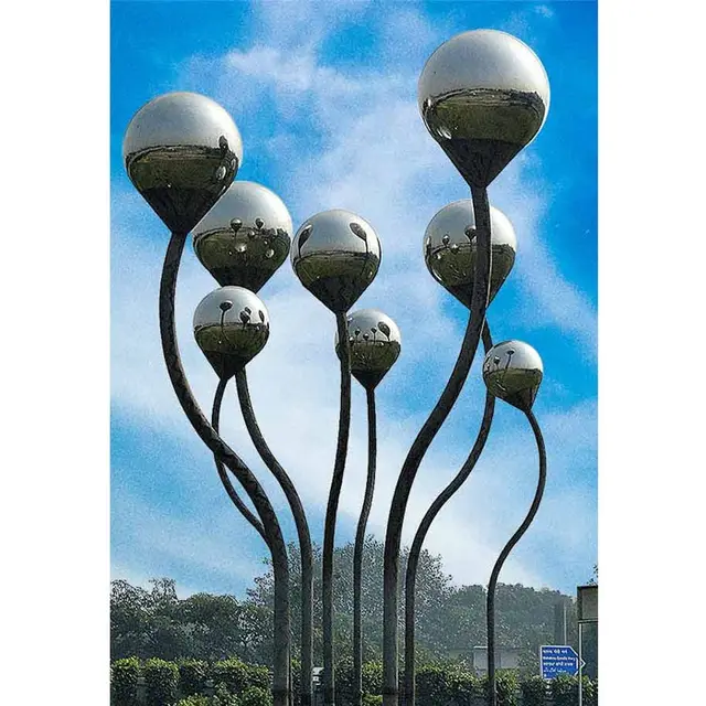 Modern Garden Landscape Art Stainless Steel Outdoor Sculpture seen from another angle