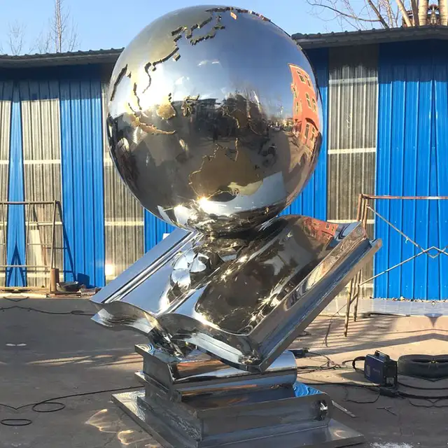 Modern Outdoor Garden Mirror Polished Stainless Steel Sculpture