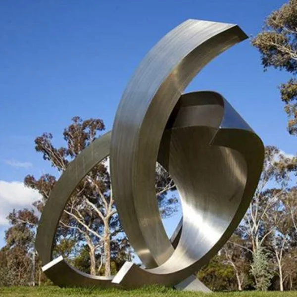 Morden art style stainless steel sculpture Strange-looking sculpture