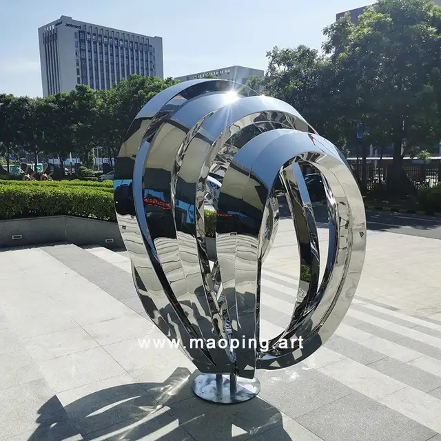 Outdoor design abstract unique luxury courtyard decoration metal sculpture in close view