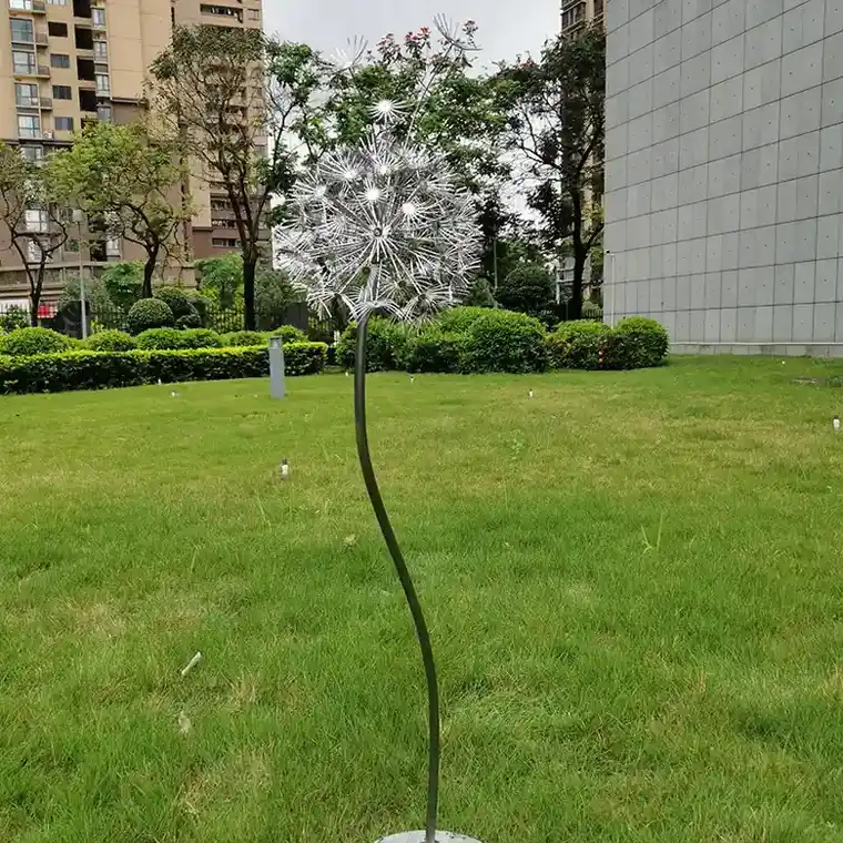 Outdoor garden grass Stainless steel dandelion sculpture
