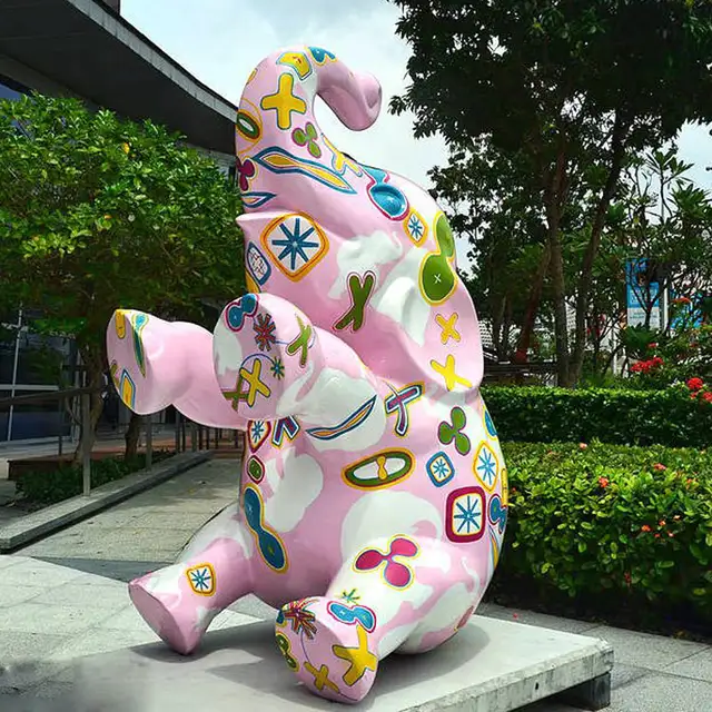 Cartoon Garden Decoration Fiberglass Yellow Smile Banana Statue sculpture in close view