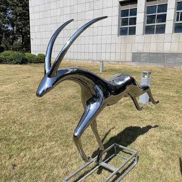 Outdoor park Courtyard Stainless steel deer sculpture seen from another angle