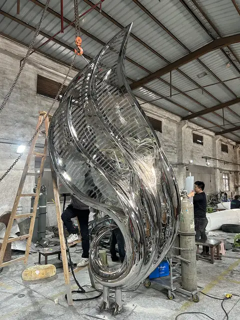 Interior Deco Art Stainless Steel Abstract Sculpture seen from another angle