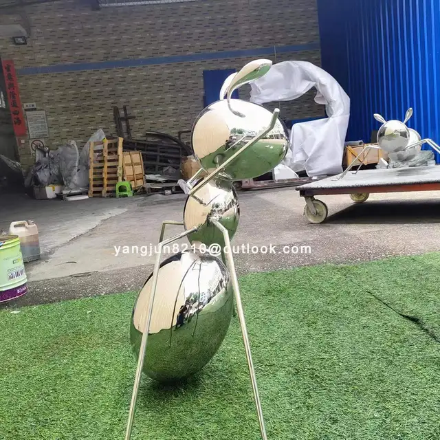 Outdoor plaza park courtyard decorations stainless steel ant sculptures shown in its setting