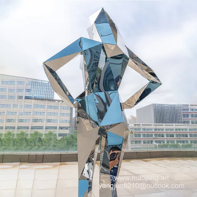 Outdoor plaza, park, museum, gallery, hotel decorative art stainless steel woman sculpture from the side