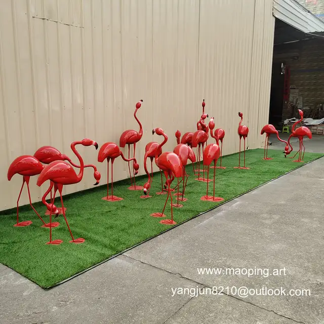 Outdoor Square Garden Museum Art Museum Cinema Theatre Concert Art stainless Steel Flamingo Sculpture in close view