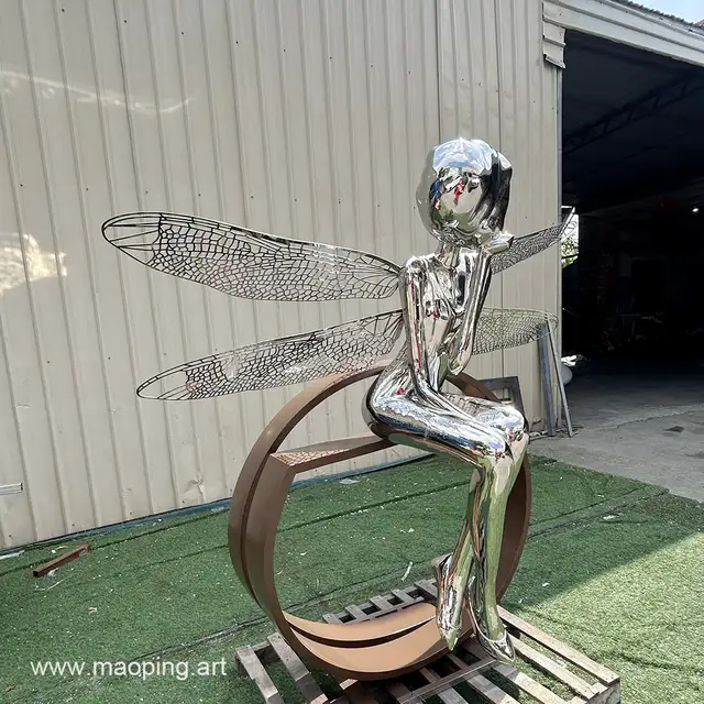 Outdoor square home decoration stainless steel dragonfly sculpture seen from another angle