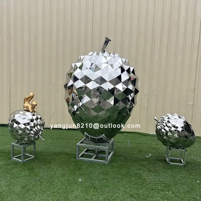 Outdoor square park courtyard garden decorative art stainless steel squirrel pine cone sculpture