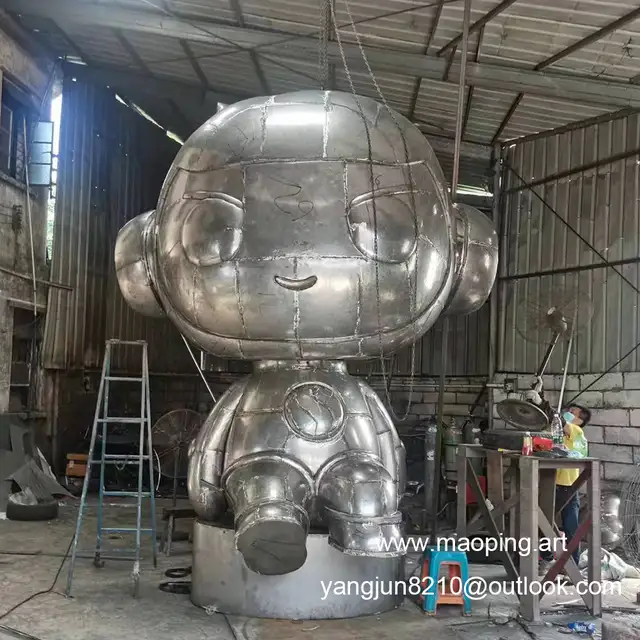 Outdoor square park without playground museum architectural landscape artwork stainless steel cartoon sculpture in close