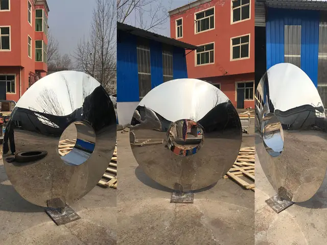Large stainless steel sculpture—Eye of the Sky in close view