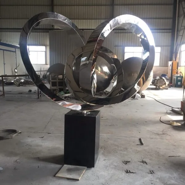Outdoor large Ring Stainless Steel Modern Sculpture 3-9 Meters are available seen from another angle
