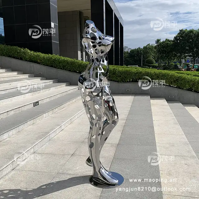 Public Plaza Outdoor Decoration luxury Hotel Indoor stainless Steel Beauty Sculpture seen from another angle