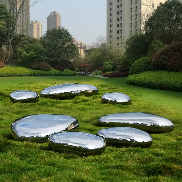 Modern Garden Decorative Stainless Steel Sculpture Abstract Piece from the side