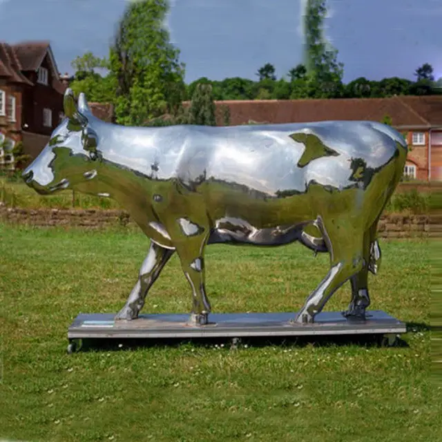 Stainless Steel Animal Sculpture Life Size Metal Cow Sculpture from the side