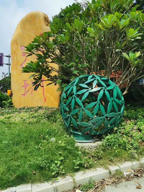 Large metal sphere Polished Stainless Steel Modern Garden Ball Sculpture
