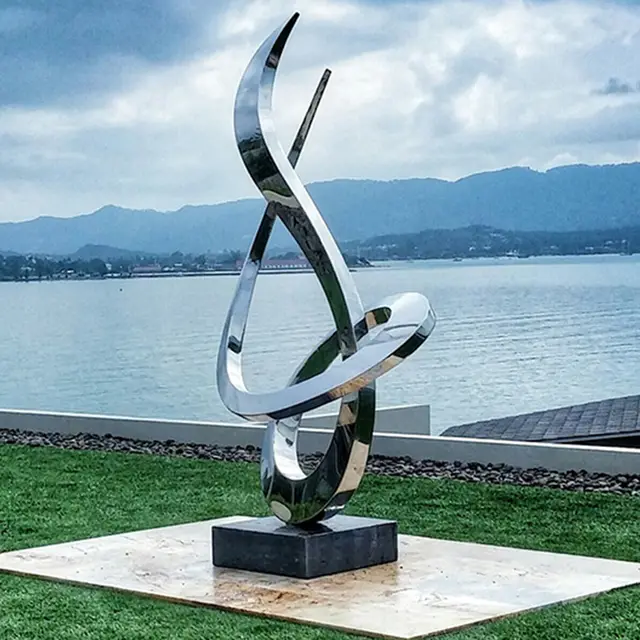 Abstract Design Outdoor Garden Decoration Stainless Steel Sculpture seen from another angle
