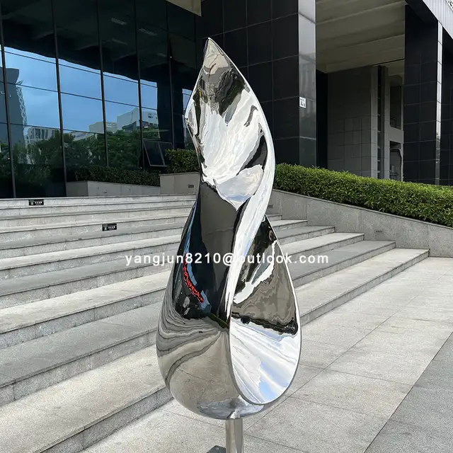 Taiwan Province Famous designer Outdoor square garden courtyardsteel stainless Decoration sculpture from the side