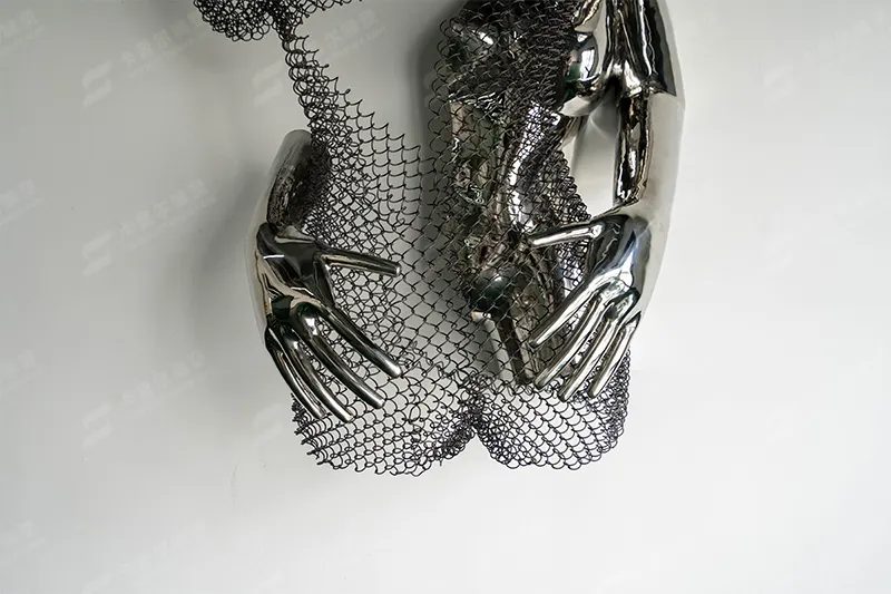 In love stainless steel hollow hugger sculpture for wall decoration MP-I0005