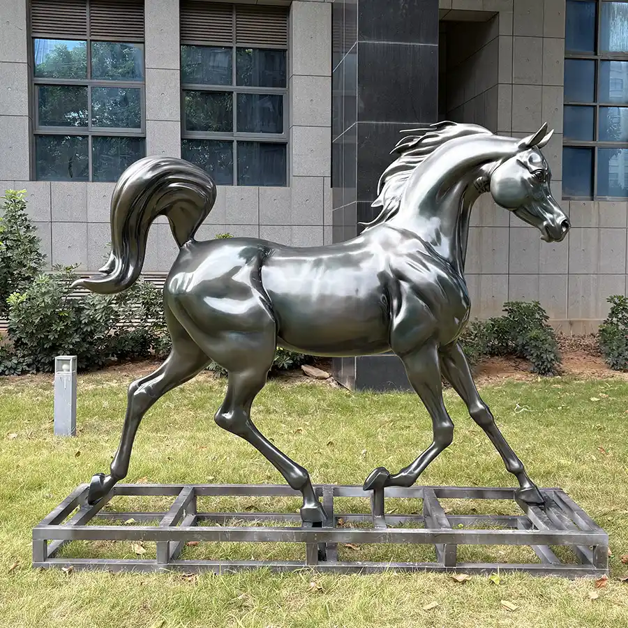 Fiberglass Arabian Horse Sculpture for Outdoor Landscape Decoration
