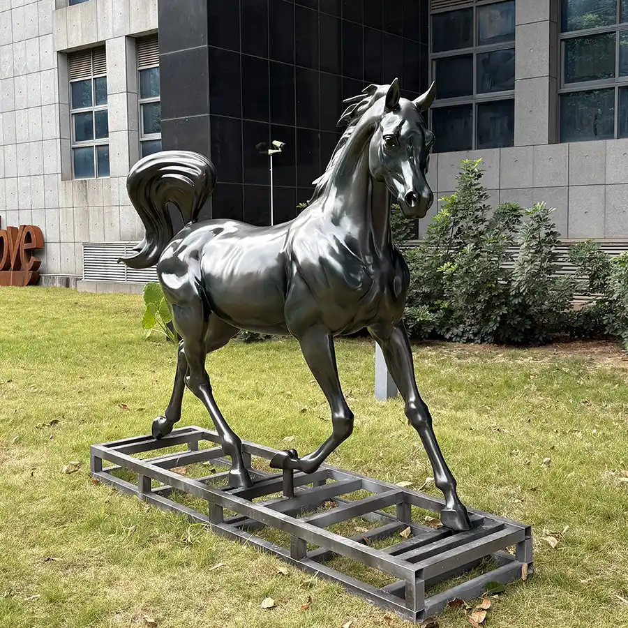 Fiberglass Arabian Horse Sculpture for Outdoor Landscape Decoration