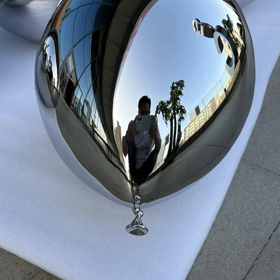 Stainless Steel Balloon Sculpture for Interior Decor – Modern Mirror Polished Desk Art
