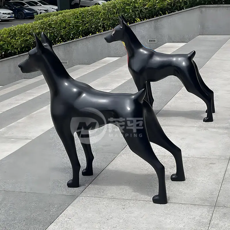 Resin Doberman Sculpture For Living Room Decoration