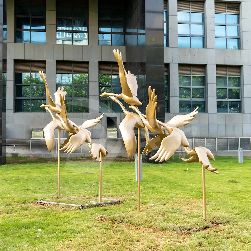 Plaza Landscape Decoration Painted Stainless Steel Wild Goose Sculpture Garden Ornament MP-O0043