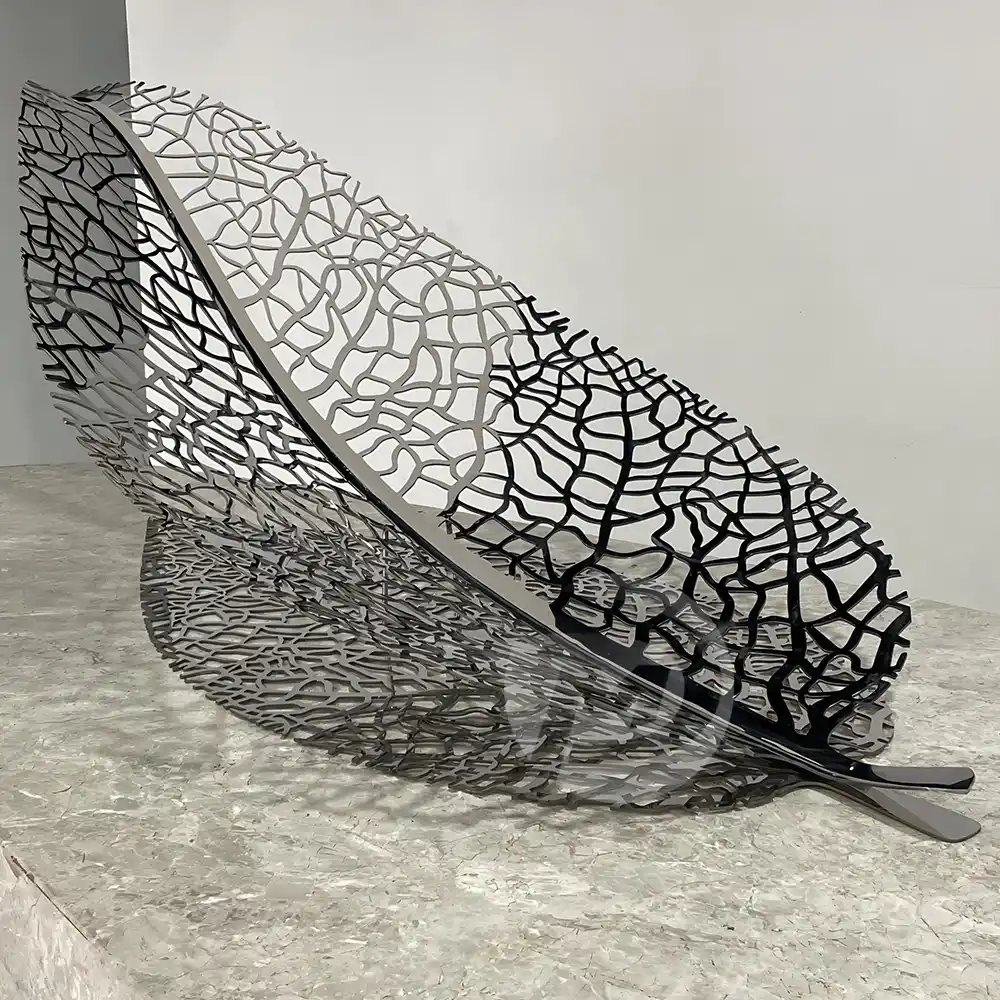 Metal Art Hollow Leaf Ornaments Sculpture Table Top Decoration Crafts Stainless Steel Sculpture Grden Decor