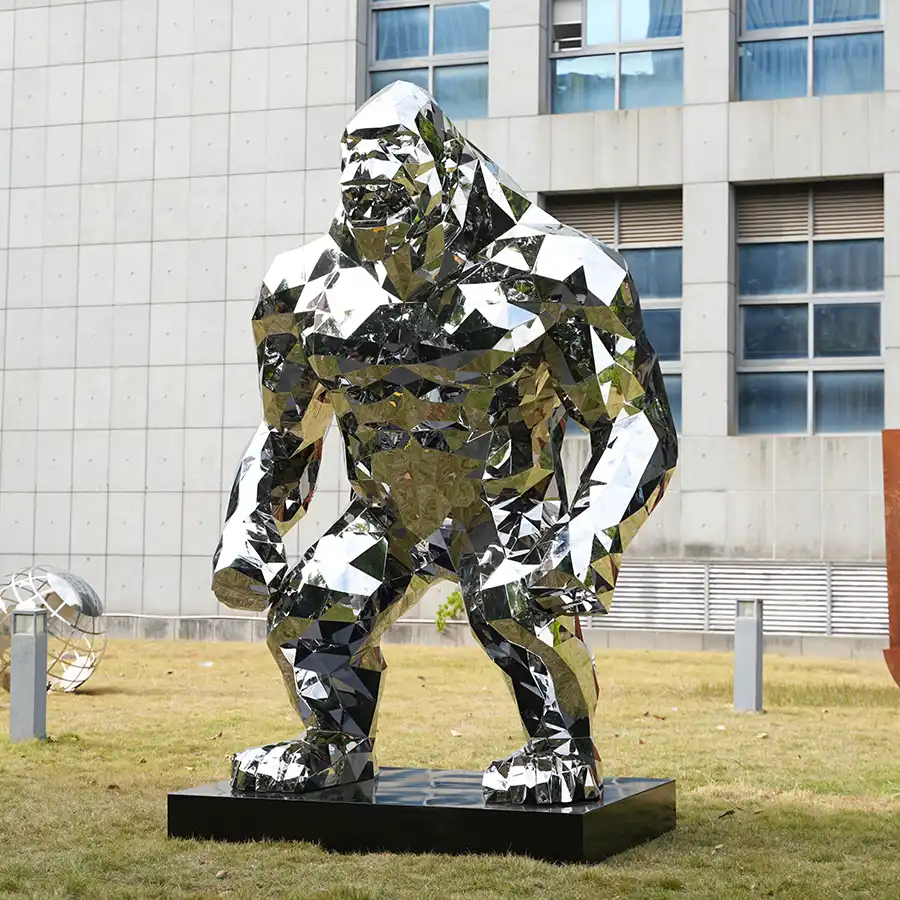 Mirror Polished Geometric Faceted Stainless Steel Gorilla Sculpture for Luxury Mall & Public Space