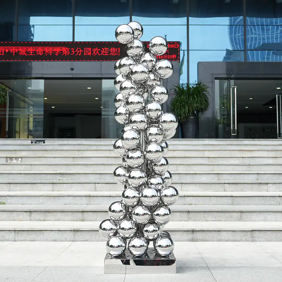 Stainless Steel Mirror Ball Cluster Sculpture for Luxury Interior Decoration